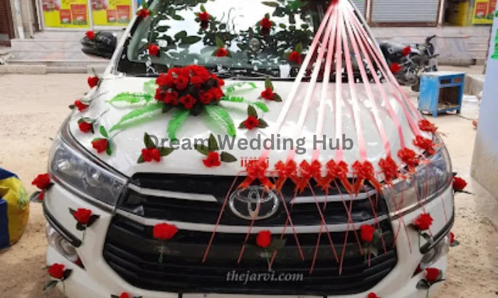 Royal Tour And Travels